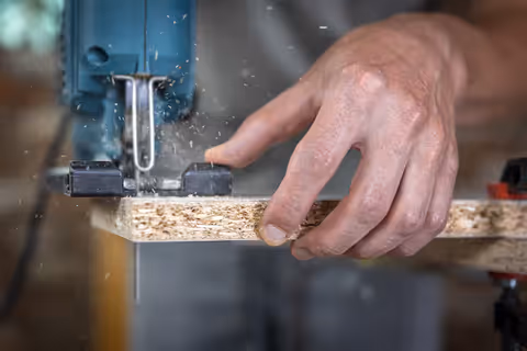 Band Saw Operation: Guide to Heavy Material Sawing