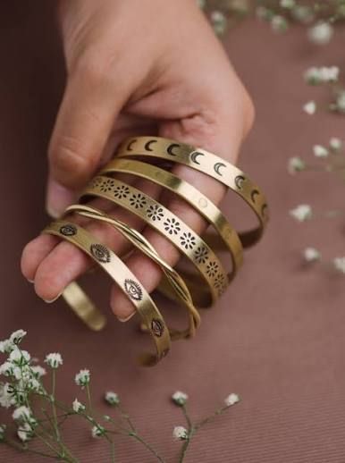 Anti-Tarnish Jewellery: Explore Materials, Protective Coatings, Care and Style Options