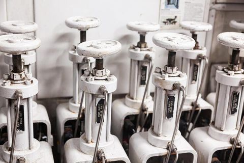 Industrial Pneumatic Actuators Explained: How Compressed Air Creates Motion