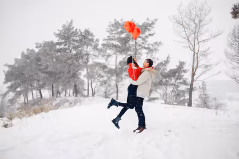 Kashmir Honeymoon: Learn About Places, Seasons, Activities and Travel